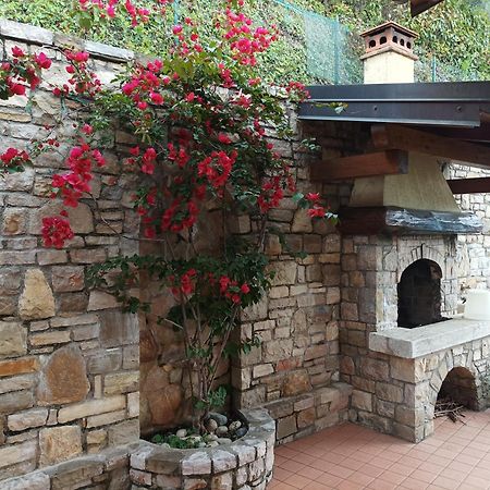 Villa Fior Di Loto Limone sul Garda Luaran gambar