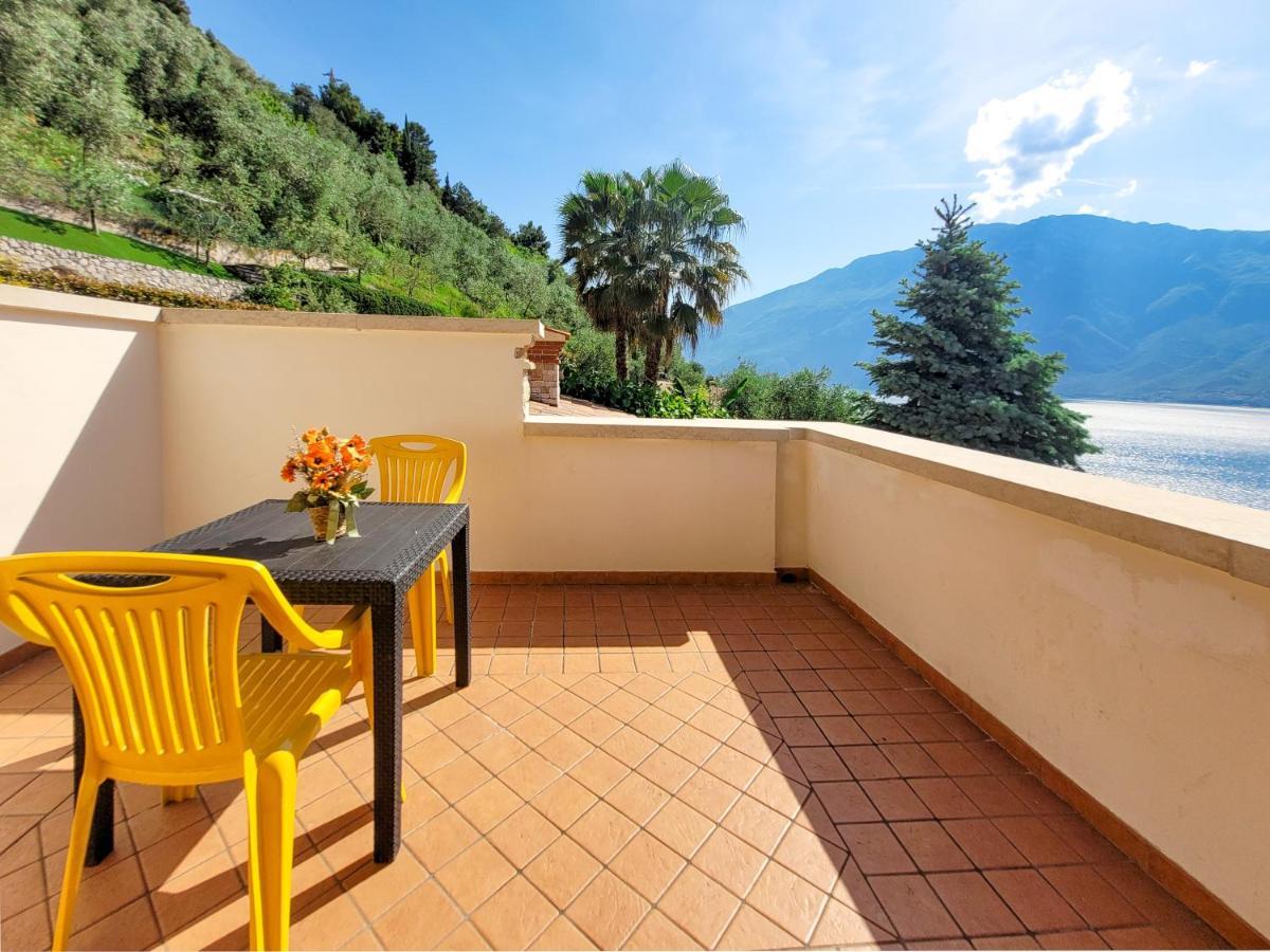 Villa Fior Di Loto Limone sul Garda Luaran gambar
