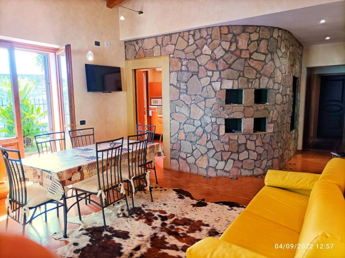 Villa Fior Di Loto Limone sul Garda Luaran gambar
