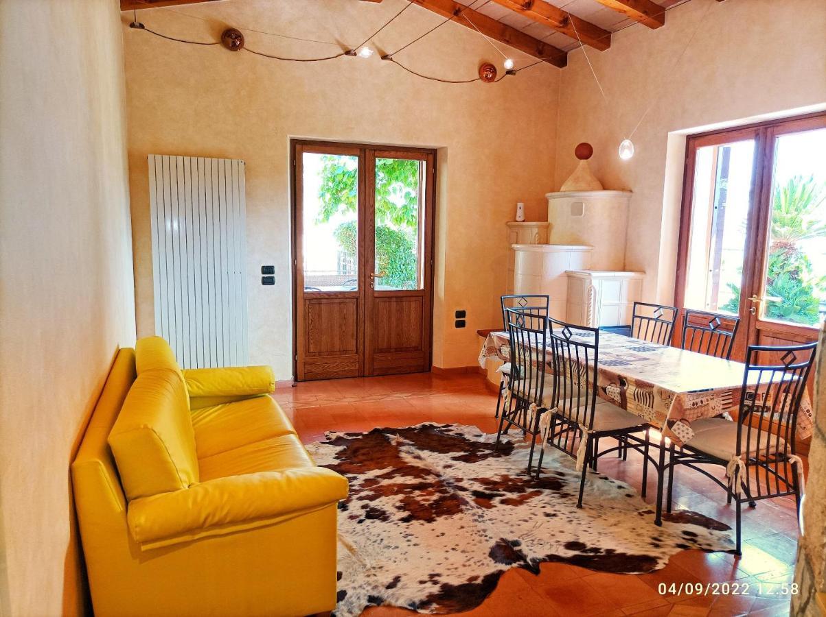 Villa Fior Di Loto Limone sul Garda Luaran gambar