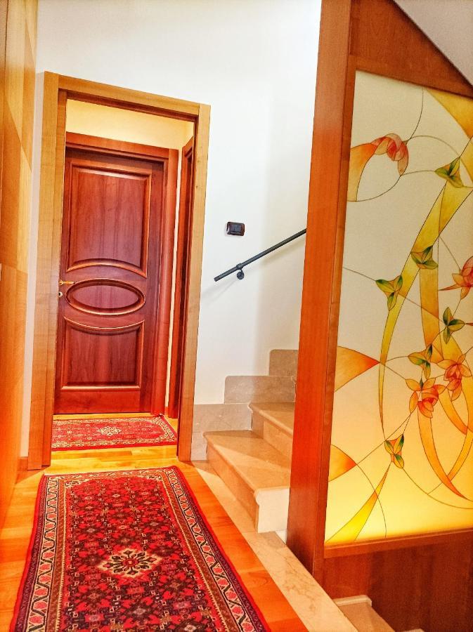 Villa Fior Di Loto Limone sul Garda Luaran gambar