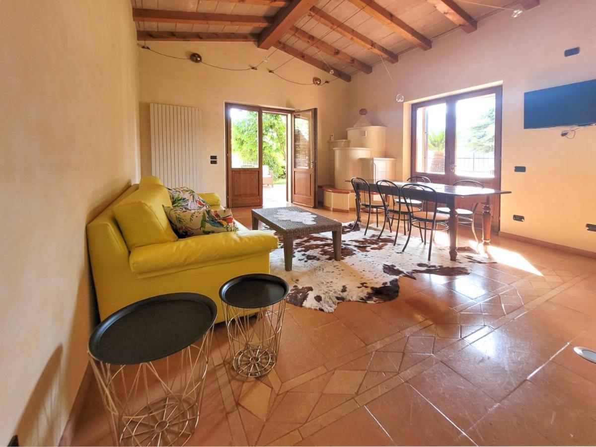 Villa Fior Di Loto Limone sul Garda Luaran gambar